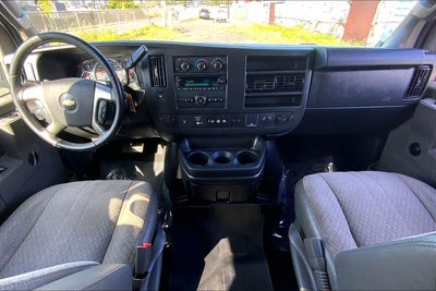2019 Chevrolet Express Passenger LT