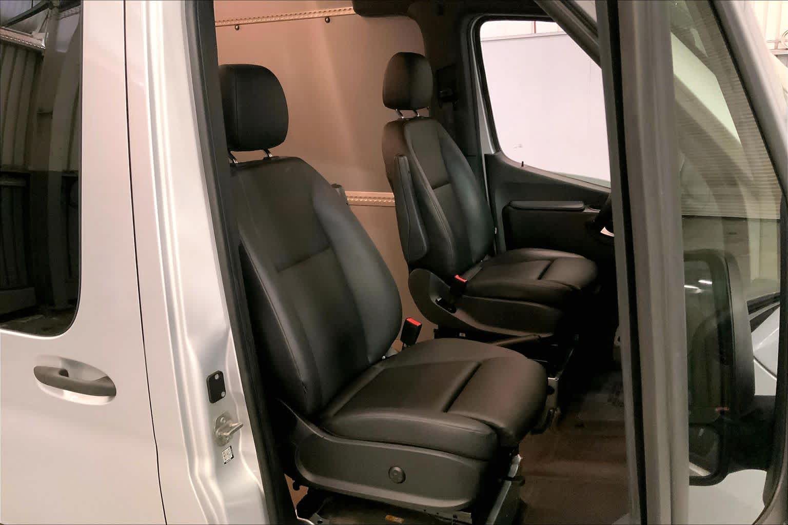 2021 Mercedes-Benz Sprinter Cargo Van 2500 Standard Roof I4 Gas 144 RWD