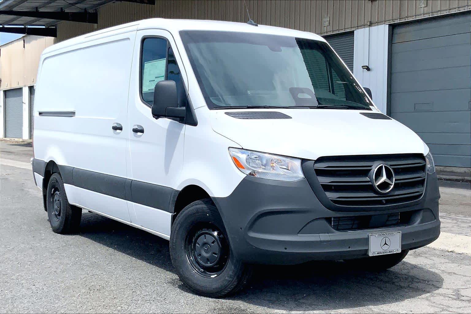 2026 Mercedes-Benz Sprinter 2500 High Roof I4 Diesel 144 RWD