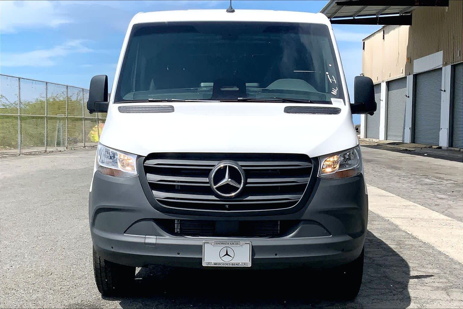 2026 Mercedes-Benz Sprinter 2500 Standard Roof I4 Diesel 144 RWD