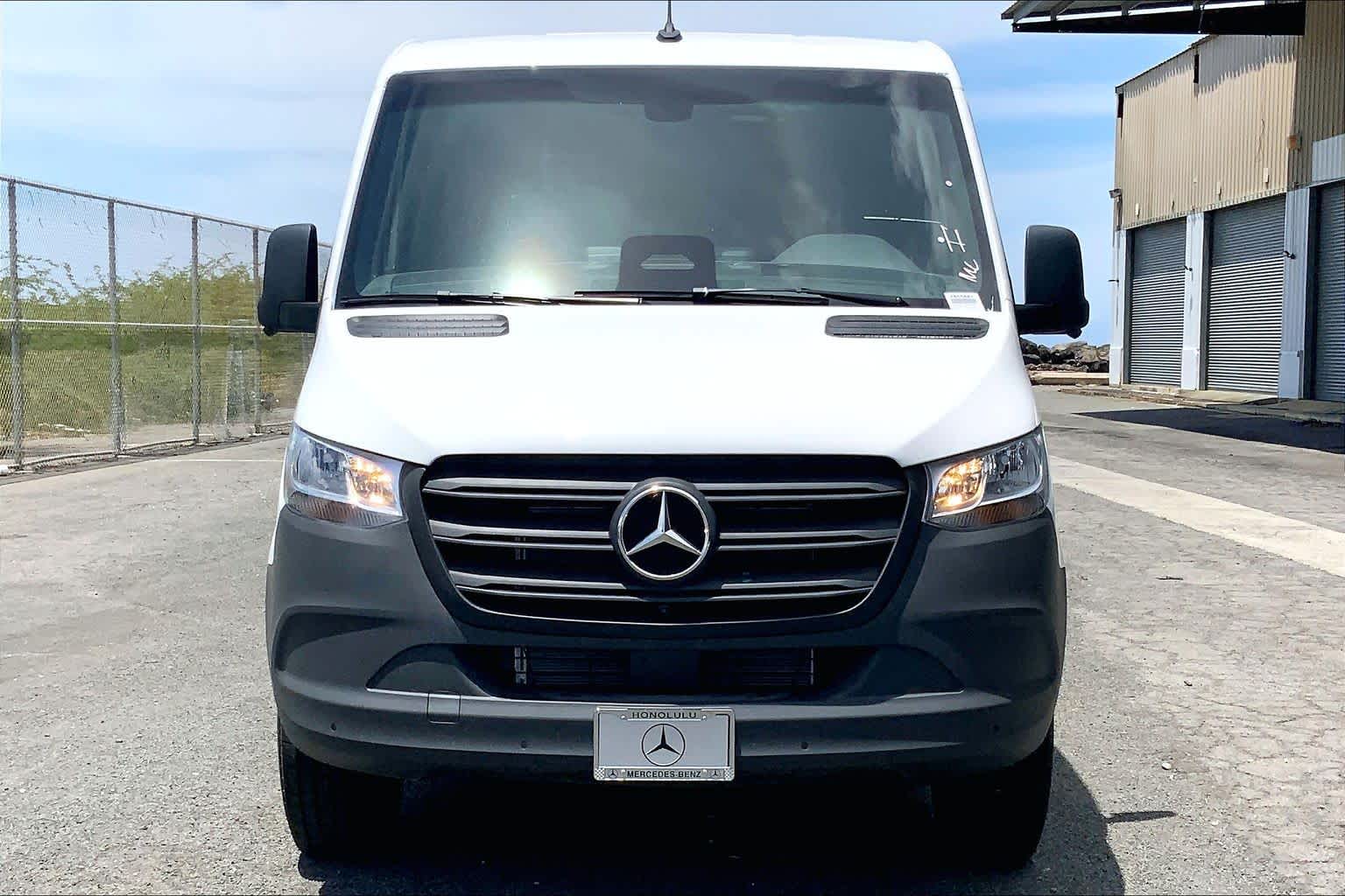 2026 Mercedes-Benz Sprinter 2500 Standard Roof I4 Diesel 144 RWD