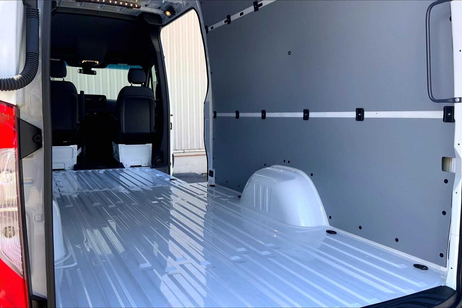 2025 Mercedes-Benz Sprinter Cargo Van 2500 High Roof I4 Diesel 170" RWD