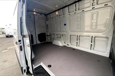 2026 Mercedes-Benz Sprinter 2500 Standard Roof I4 Diesel HO 144" RWD