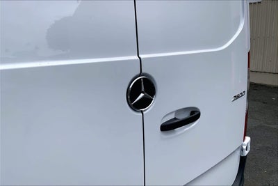 2026 Mercedes-Benz Sprinter 2500 Standard Roof I4 Diesel HO 144" RWD