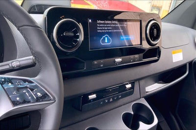 2026 Mercedes-Benz Sprinter 2500 Standard Roof I4 Diesel HO 144" RWD