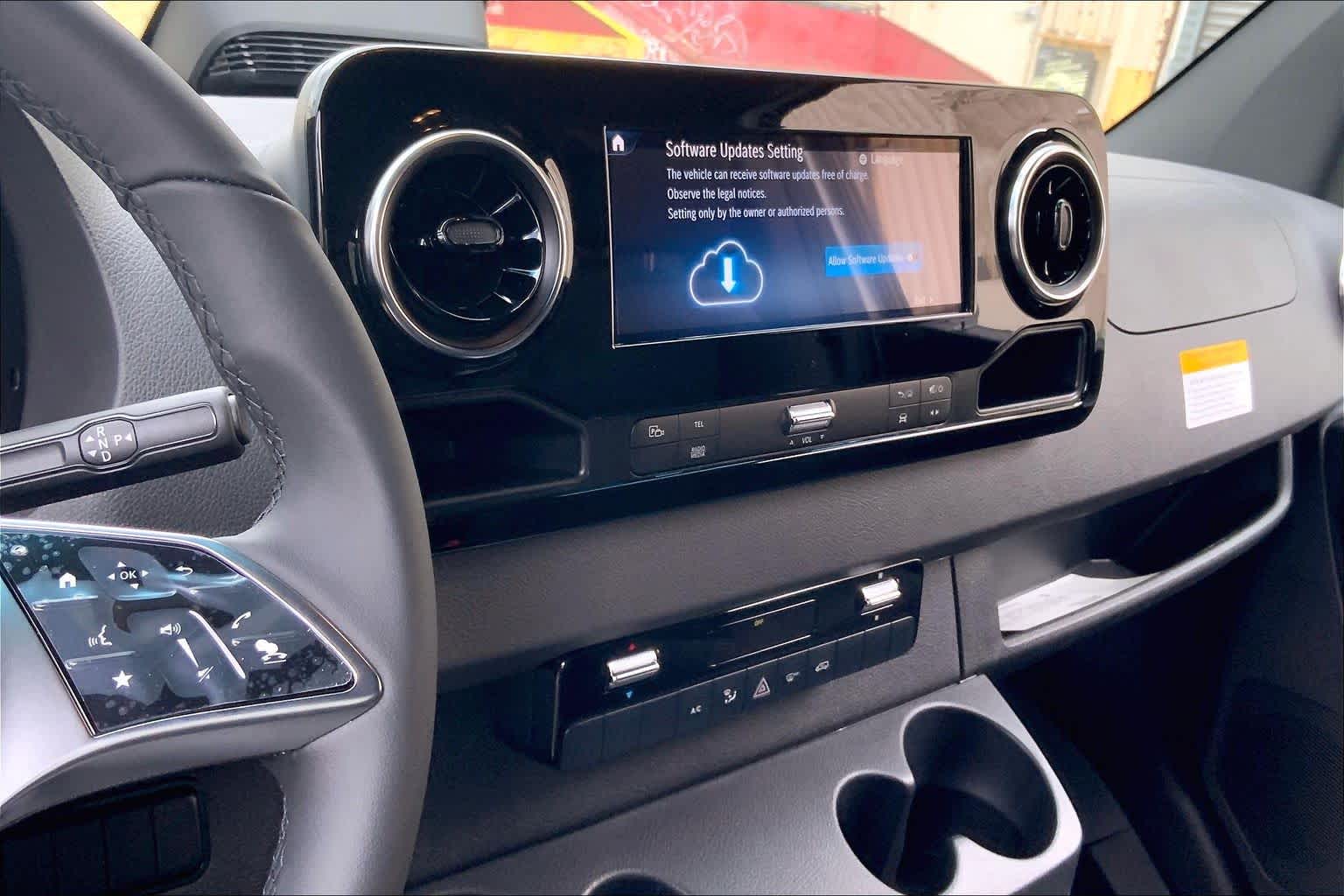 2026 Mercedes-Benz Sprinter 2500 Standard Roof I4 Diesel HO 144" RWD