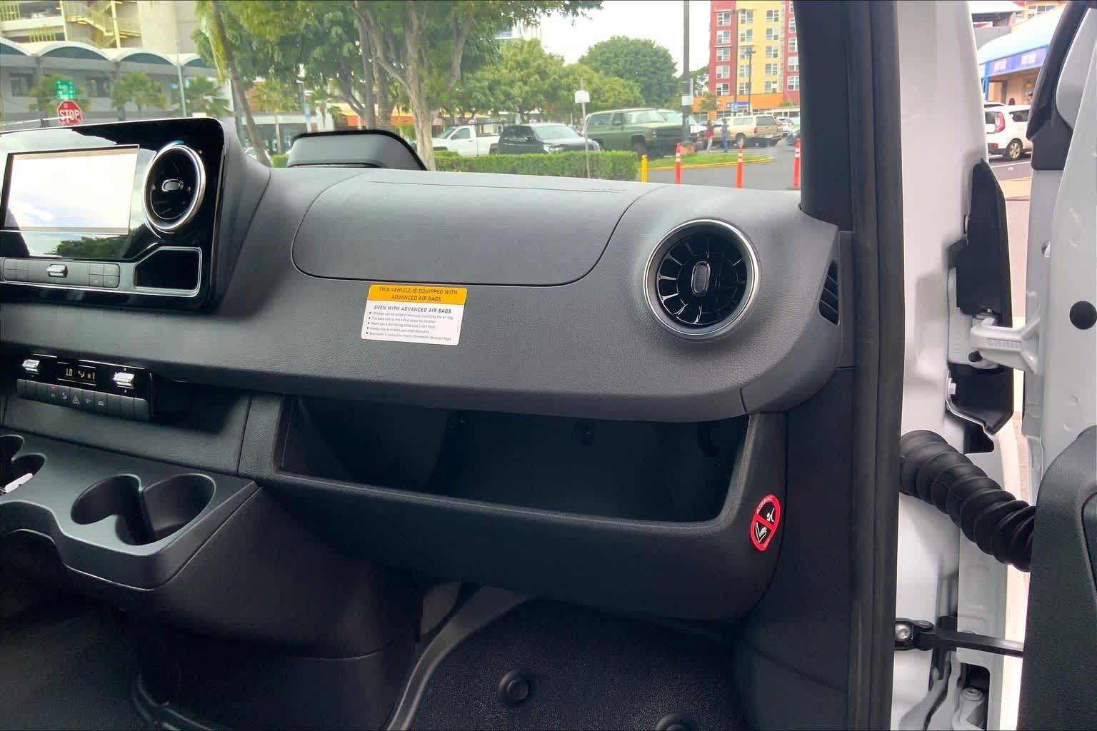 2026 Mercedes-Benz Sprinter 2500 Standard Roof I4 Diesel HO 144" RWD