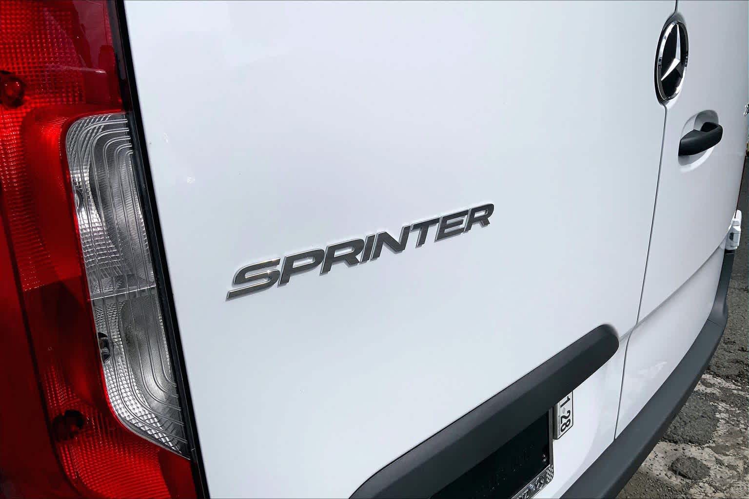 2026 Mercedes-Benz Sprinter 2500 Standard Roof I4 Diesel HO 144" RWD