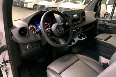 2025 Mercedes-Benz Sprinter 2500 Standard Roof I4 Diesel HO 144" RWD