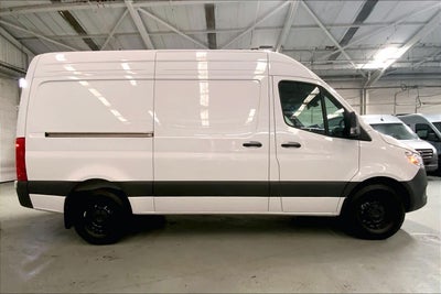 2025 Mercedes-Benz Sprinter 2500 Standard Roof I4 Diesel HO 144" RWD