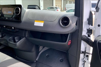 2026 Mercedes-Benz Sprinter Cargo 2500 Standard Roof I4 Diesel HO 144 RWD