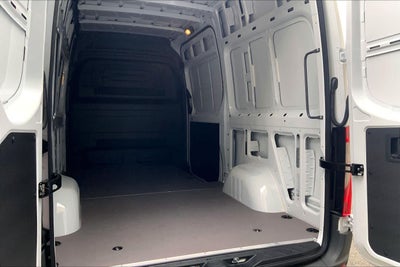 2026 Mercedes-Benz Sprinter Cargo 2500 High Roof I4 Diesel HO 144 RWD