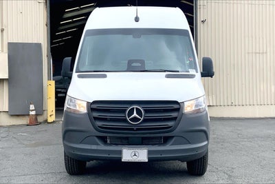 2026 Mercedes-Benz Sprinter Cargo 2500 High Roof I4 Diesel HO 144 RWD
