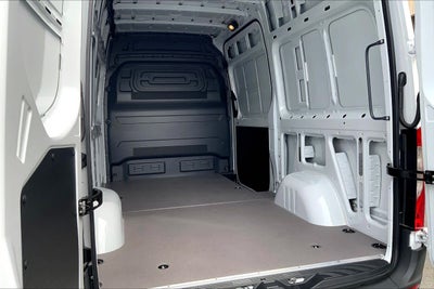 2026 Mercedes-Benz Sprinter 2500 Standard Roof I4 Diesel HO 144" RWD