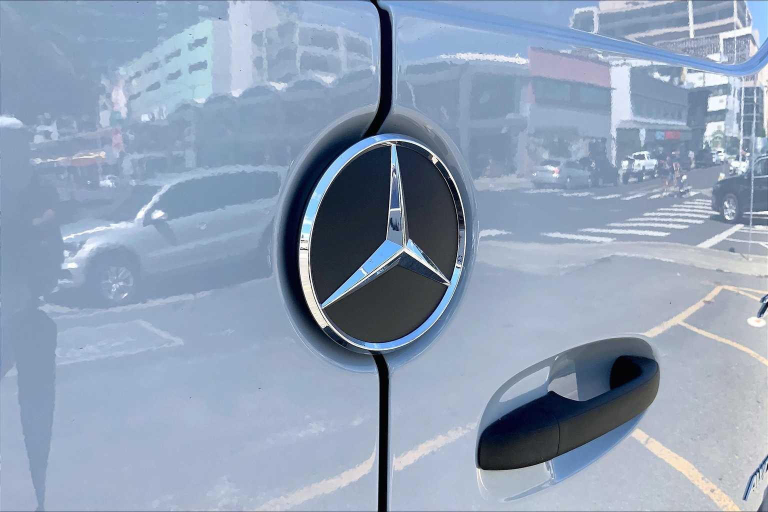 2025 Mercedes-Benz Sprinter Cargo Van 2500 High Roof I4 Diesel HO 144" AWD