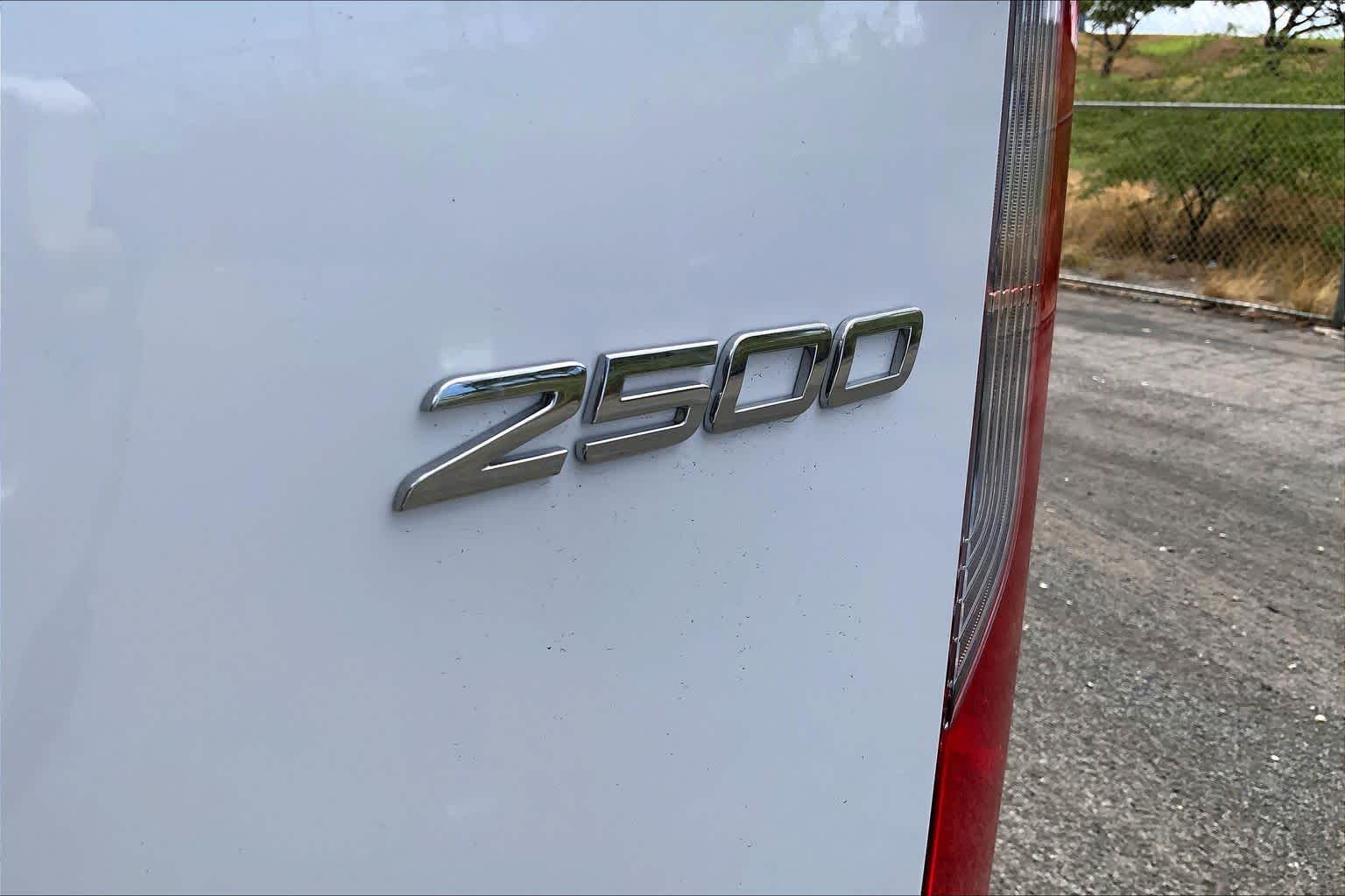 2026 Mercedes-Benz Sprinter 2500 High Roof I4 Diesel HO 170 RWD