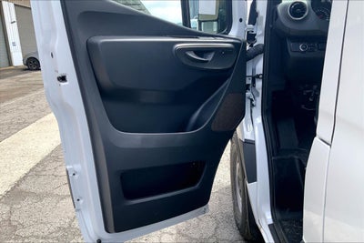 2026 Mercedes-Benz Sprinter 2500 High Roof I4 Diesel HO 170 RWD