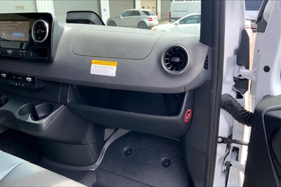 2026 Mercedes-Benz Sprinter 2500 High Roof I4 Diesel HO 170 RWD