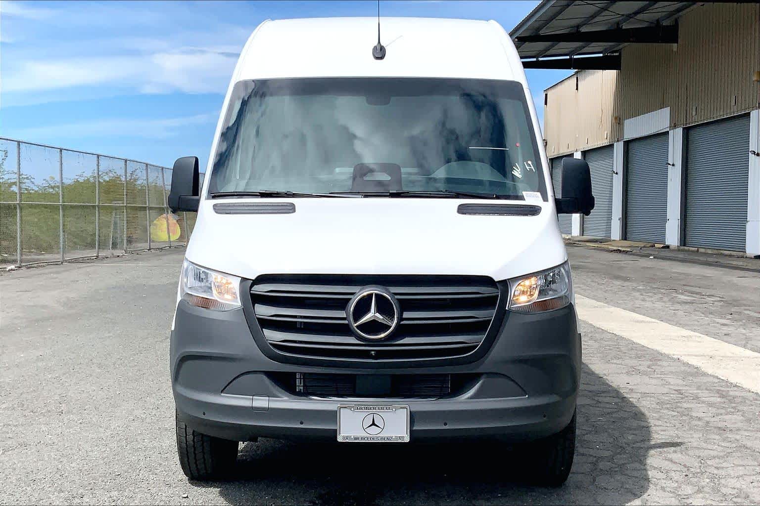 2026 Mercedes-Benz Sprinter 2500 High Roof I4 Diesel HO 170 RWD