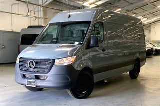 2025 Mercedes-Benz Sprinter 2500 High Roof I4 Diesel HO 170" RWD