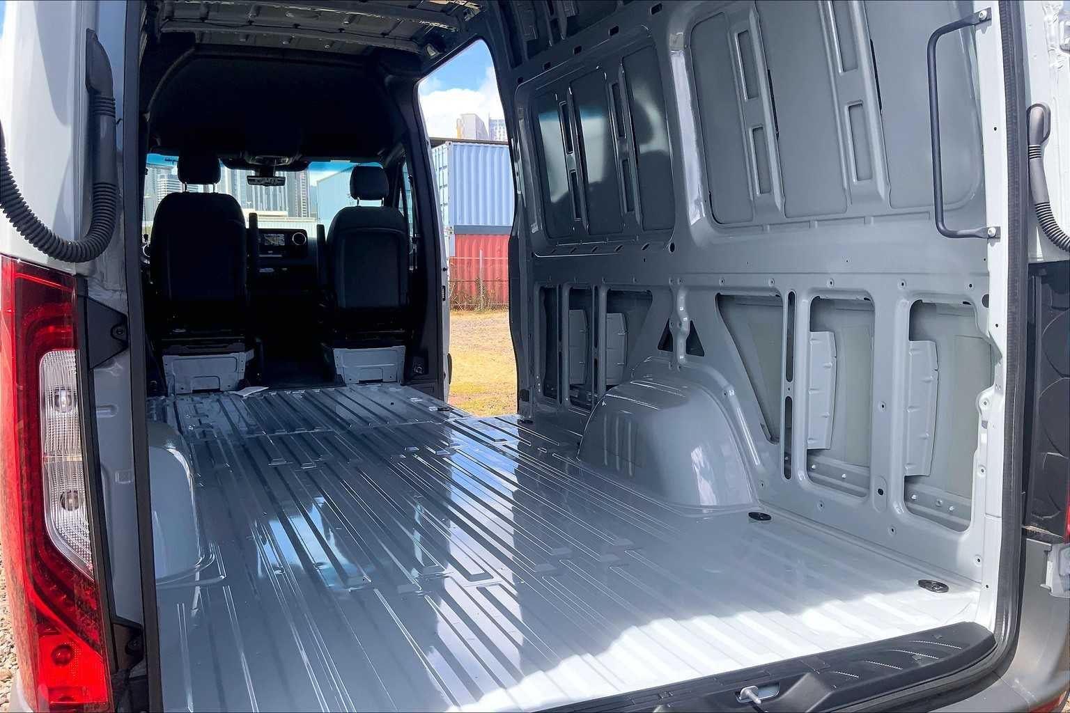 2025 Mercedes-Benz Sprinter Cargo Van 2500 High Roof I4 Diesel HO 170 AWD