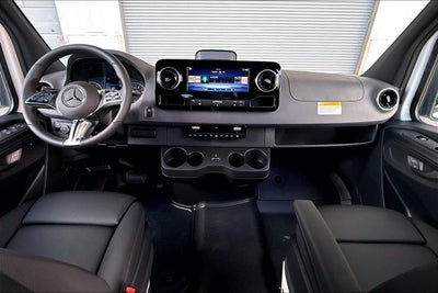 2026 Mercedes-Benz Sprinter Passenger 2500 Standard Roof I4 Diesel 144 RWD