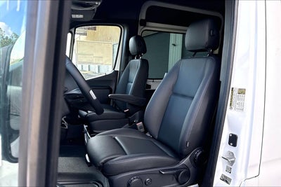 2026 Mercedes-Benz Sprinter Passenger 2500 Standard Roof I4 Diesel 144 RWD