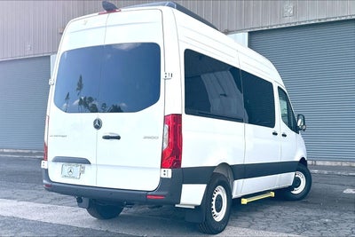 2026 Mercedes-Benz Sprinter Passenger 2500 Standard Roof I4 Diesel 144 RWD