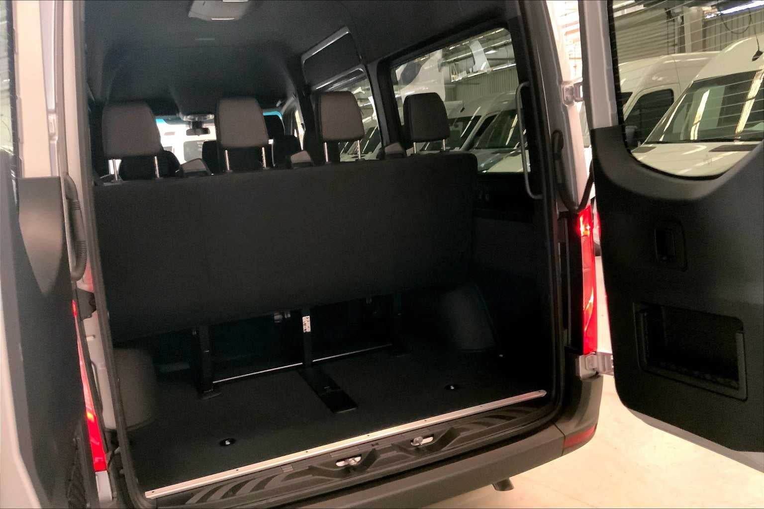 2025 Mercedes-Benz Sprinter Passenger Van 2500 Standard Roof I4 Diesel HO 144 RWD