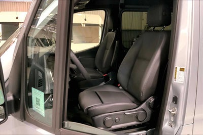 2025 Mercedes-Benz Sprinter Passenger Van 2500 Standard Roof I4 Diesel HO 144 RWD