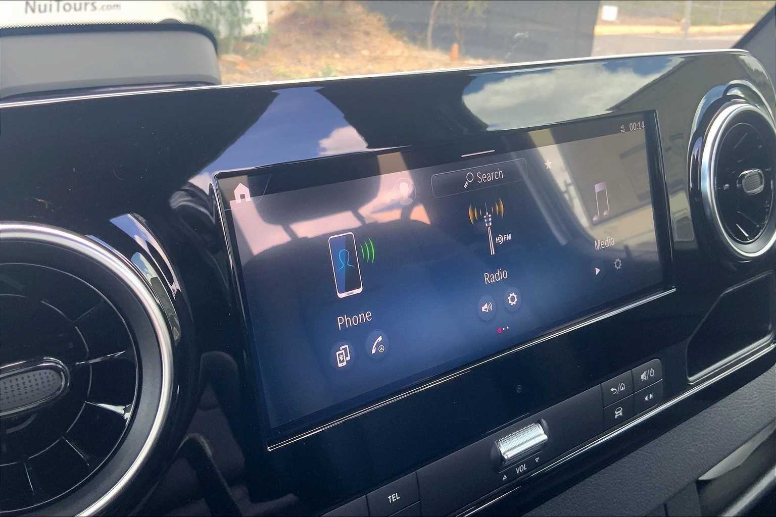 2025 Mercedes-Benz Sprinter Passenger Van 2500 Standard Roof I4 Diesel HO 144 RWD