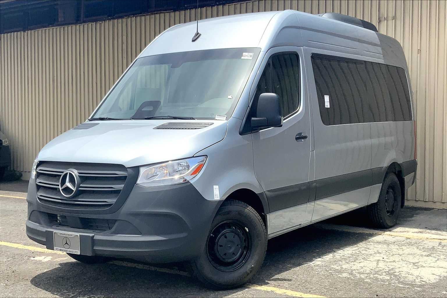 2025 Mercedes-Benz Sprinter 2500 Standard Roof I4 Diesel HO 144" RWD