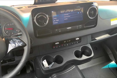 2025 Mercedes-Benz Sprinter 2500 Standard Roof I4 Diesel HO 144" RWD