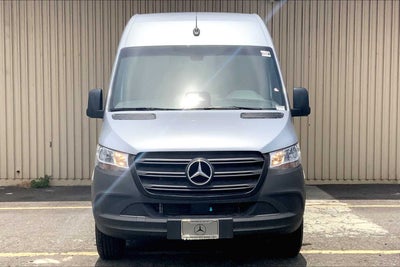 2025 Mercedes-Benz Sprinter 2500 Standard Roof I4 Diesel HO 144" RWD