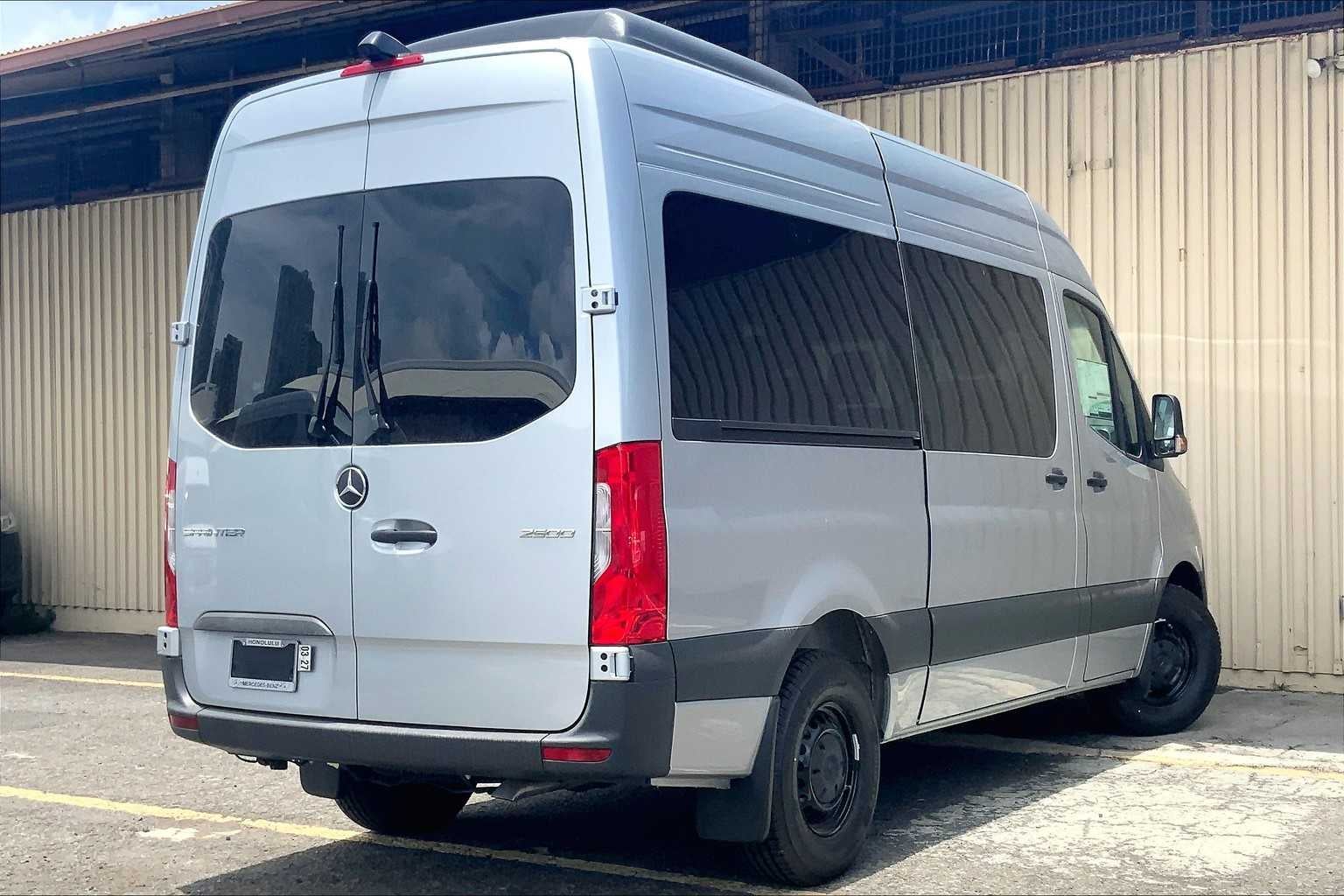 2025 Mercedes-Benz Sprinter 2500 Standard Roof I4 Diesel HO 144" RWD