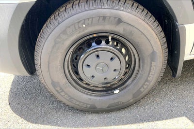 2025 Mercedes-Benz Sprinter 2500 Standard Roof I4 Diesel HO 144" RWD