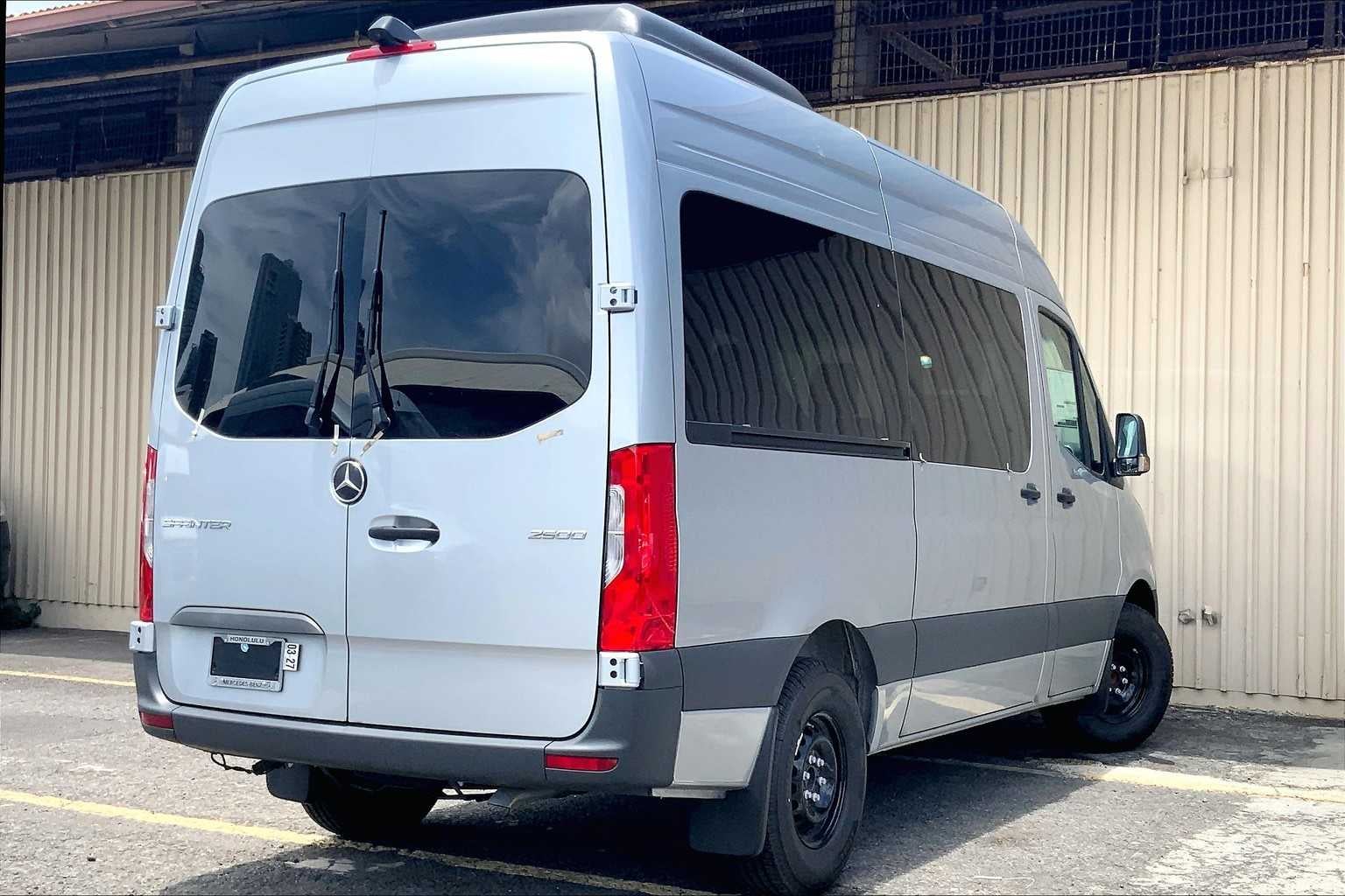 2025 Mercedes-Benz Sprinter Passenger Van 2500 Standard Roof I4 Diesel HO 144 RWD