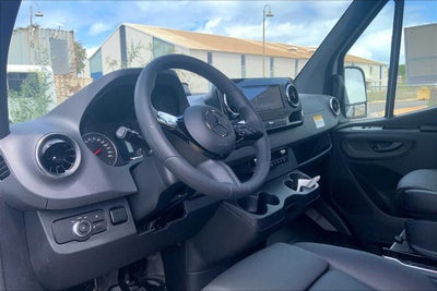 2025 Mercedes-Benz Sprinter Passenger Van 2500 High Roof I4 Diesel HO 144" RWD