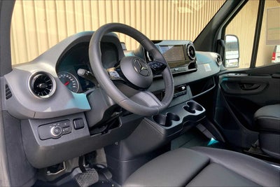 2025 Mercedes-Benz Sprinter Passenger Van 2500 High Roof I4 Diesel HO 144" RWD