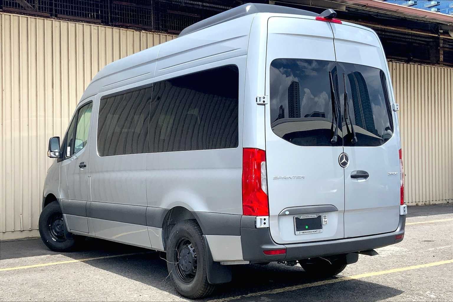2025 Mercedes-Benz Sprinter Passenger Van 2500 High Roof I4 Diesel HO 144" RWD