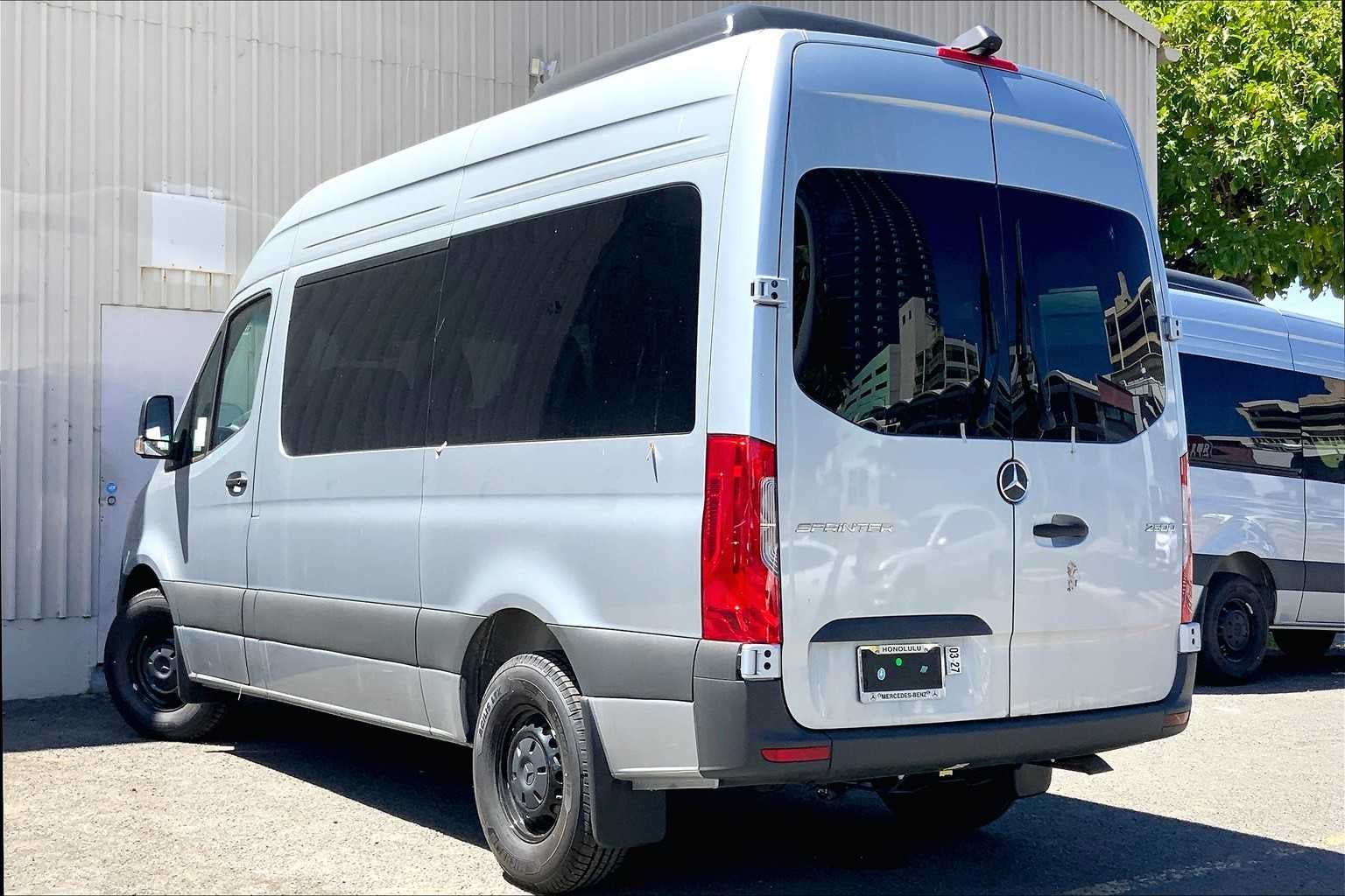 2025 Mercedes-Benz Sprinter Passenger Van 2500 Standard Roof I4 Diesel HO 144 RWD