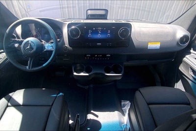 2025 Mercedes-Benz Sprinter 2500 Standard Roof I4 Diesel HO 144" RWD