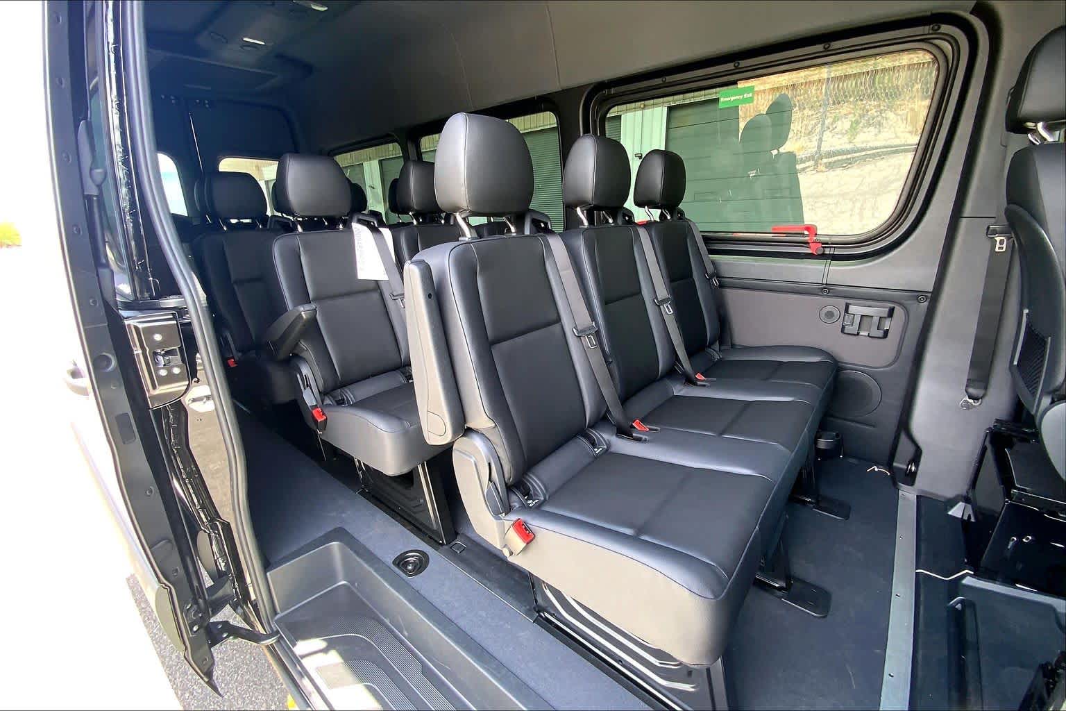 2026 Mercedes-Benz Sprinter Passenger Van 2500 High Roof I4 Diesel HO 170 RWD