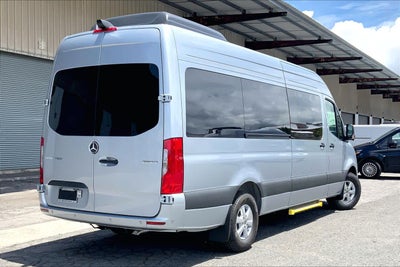 2026 Mercedes-Benz Sprinter Passenger Van 2500 High Roof I4 Diesel HO 170 RWD