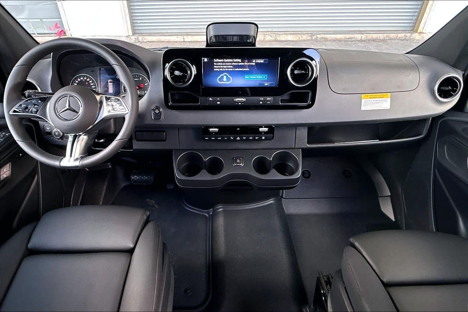 2026 Mercedes-Benz Sprinter Passenger 2500 High Roof I4 Diesel HO 170 RWD