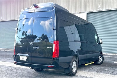 2026 Mercedes-Benz Sprinter Passenger 2500 High Roof I4 Diesel HO 170 RWD