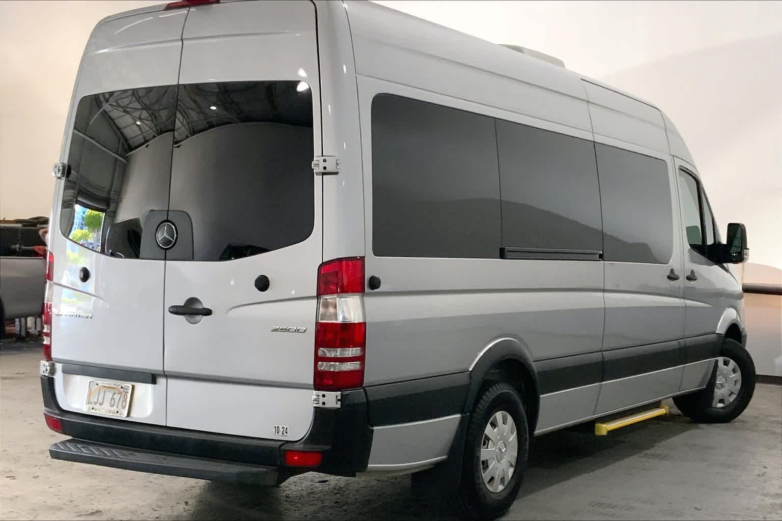 2017 Mercedes-Benz Sprinter Passenger Van 2500 High Roof V6 170 RWD